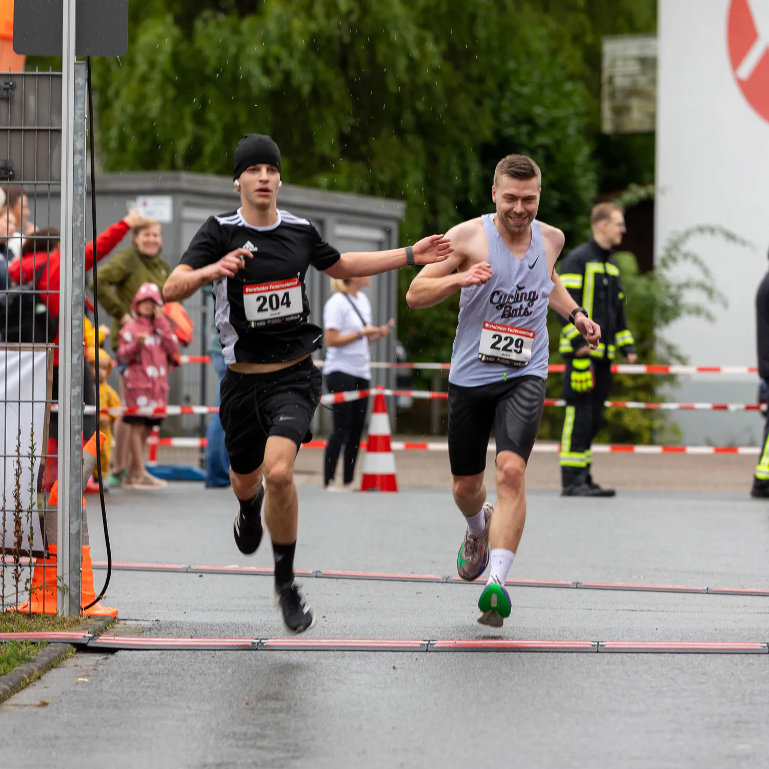 Runners crossing the finish line